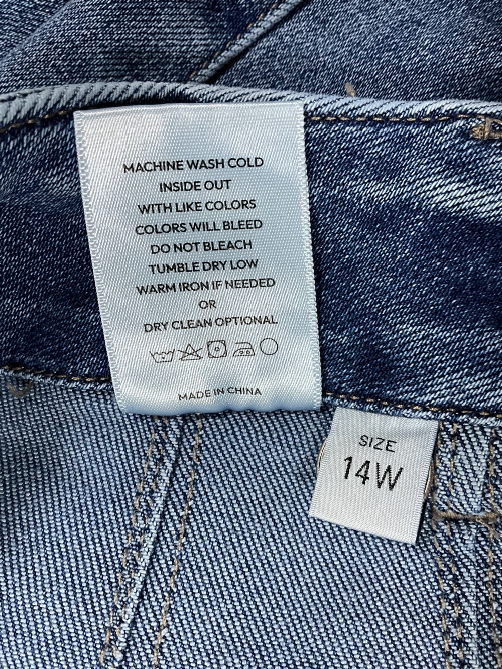 Lovervet by Vervet High Rise Flare Denim Jeans Women's 14W - Picture 16 of 16